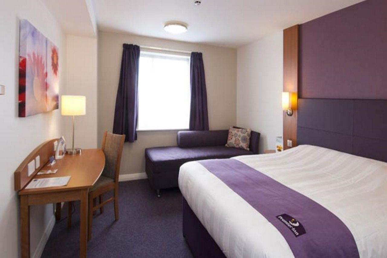 Premier Inn Newcastle Team Valley Gateshead Exterior photo